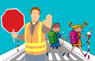 La signalisation routière devant les écoles